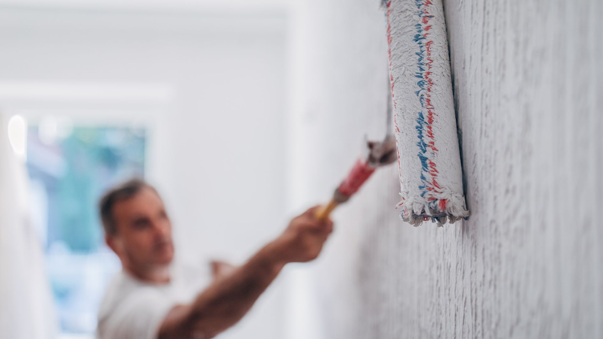 How to Smooth Out a Wall Before Painting Edwarts Pros Quality Painting